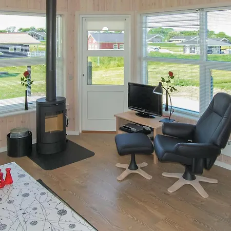 Pet Friendly In With Sauna Holiday home